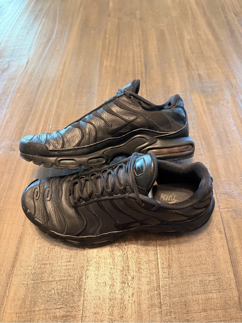Nike Air Max Plus TN Triple Black AJ2029-001 Men Size 10.5